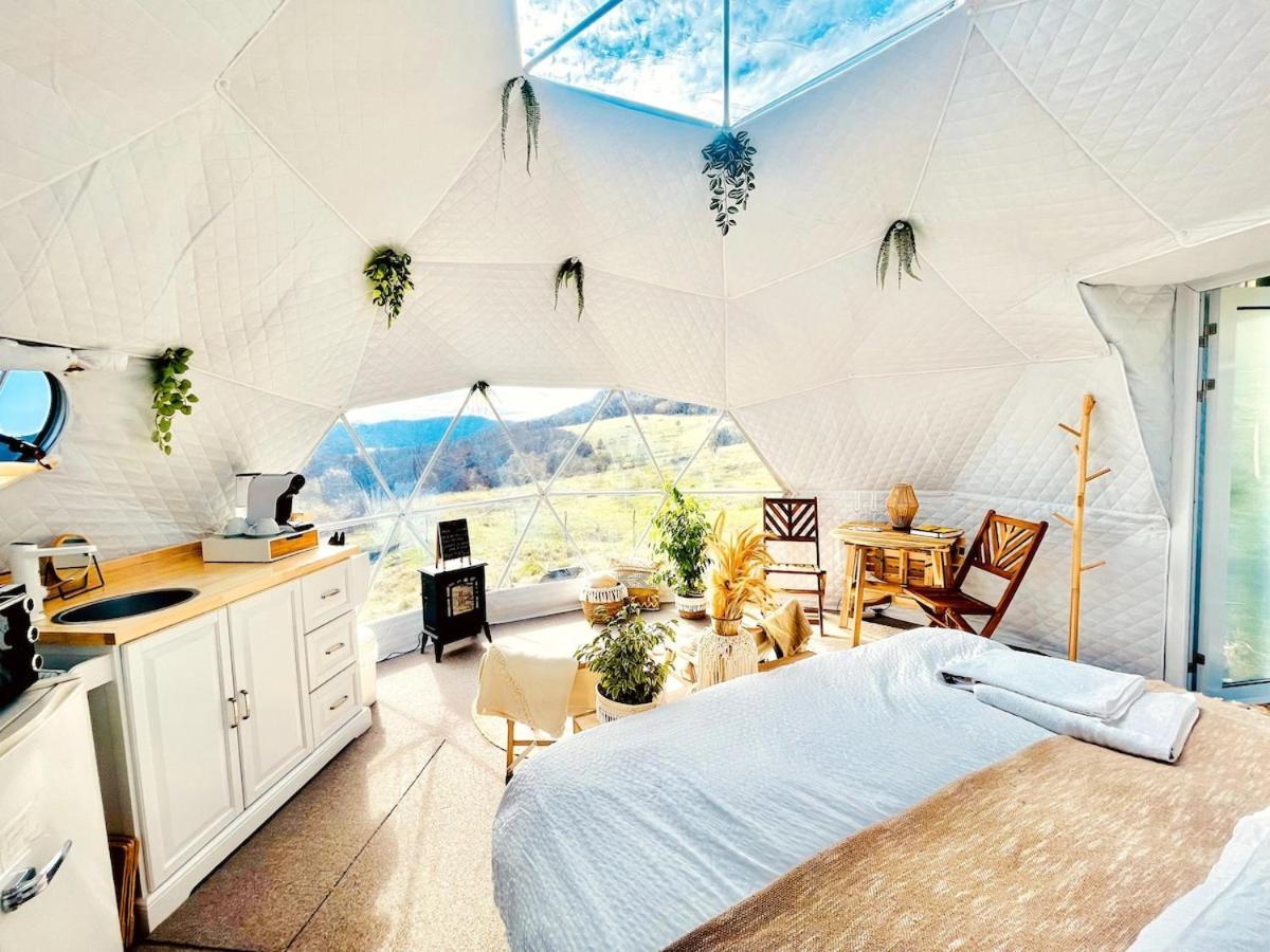 Glamping Hohe Wand - Zelt Mit Sternenfenster Und Whirlpool Hotel Maiersdorf Kültér fotó